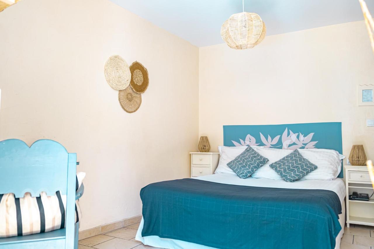 Logis Hotel Et Restaurant La Bastide Cabezac Bize-Minervois Bagian luar foto