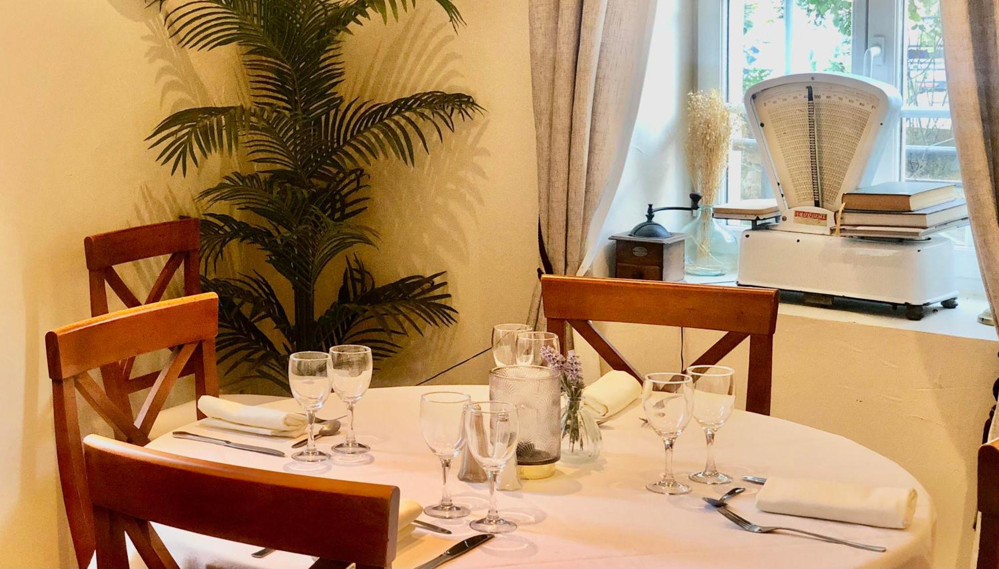 Logis Hotel Et Restaurant La Bastide Cabezac Bize-Minervois Bagian luar foto