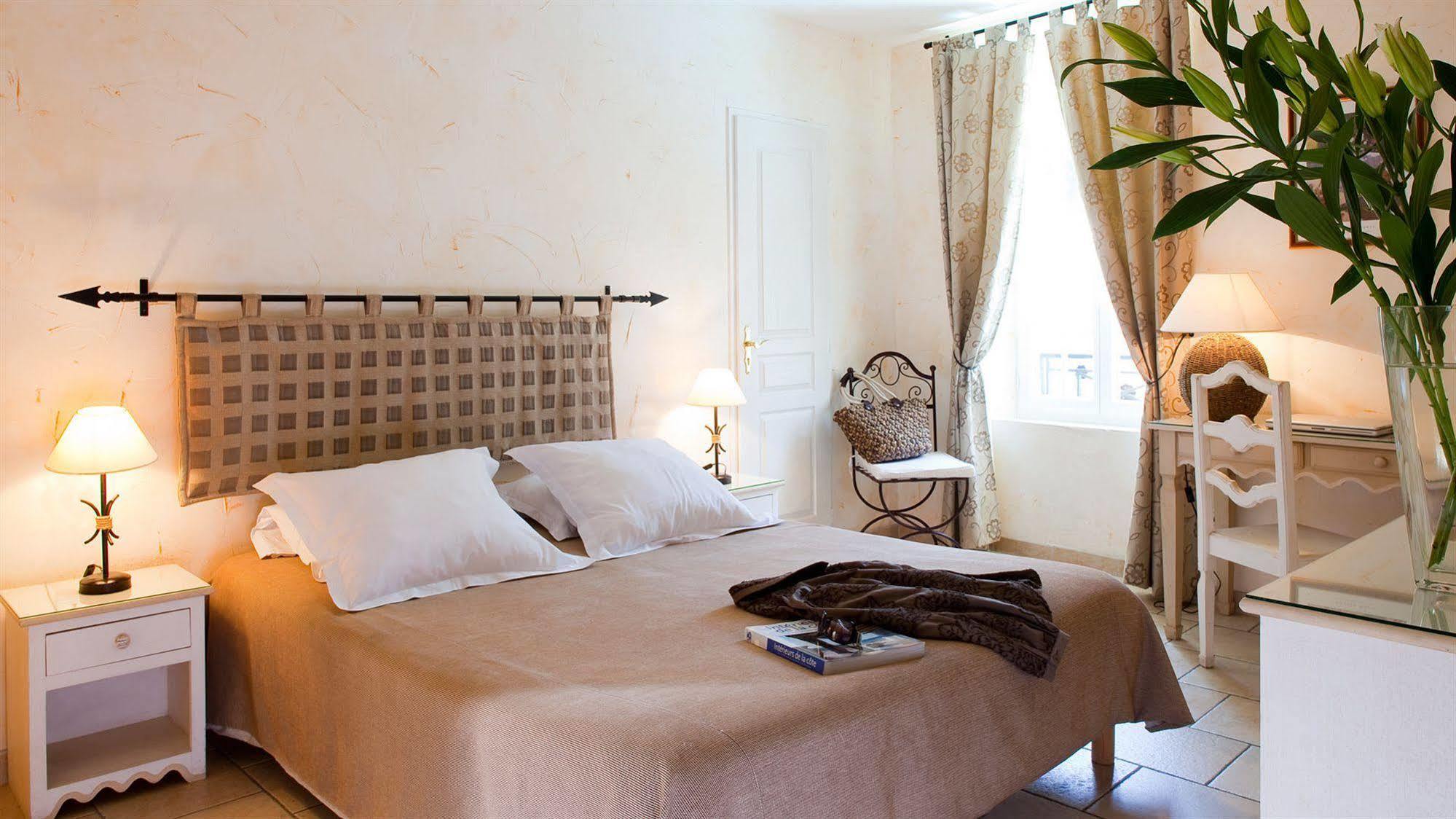 Logis Hotel Et Restaurant La Bastide Cabezac Bize-Minervois Bagian luar foto