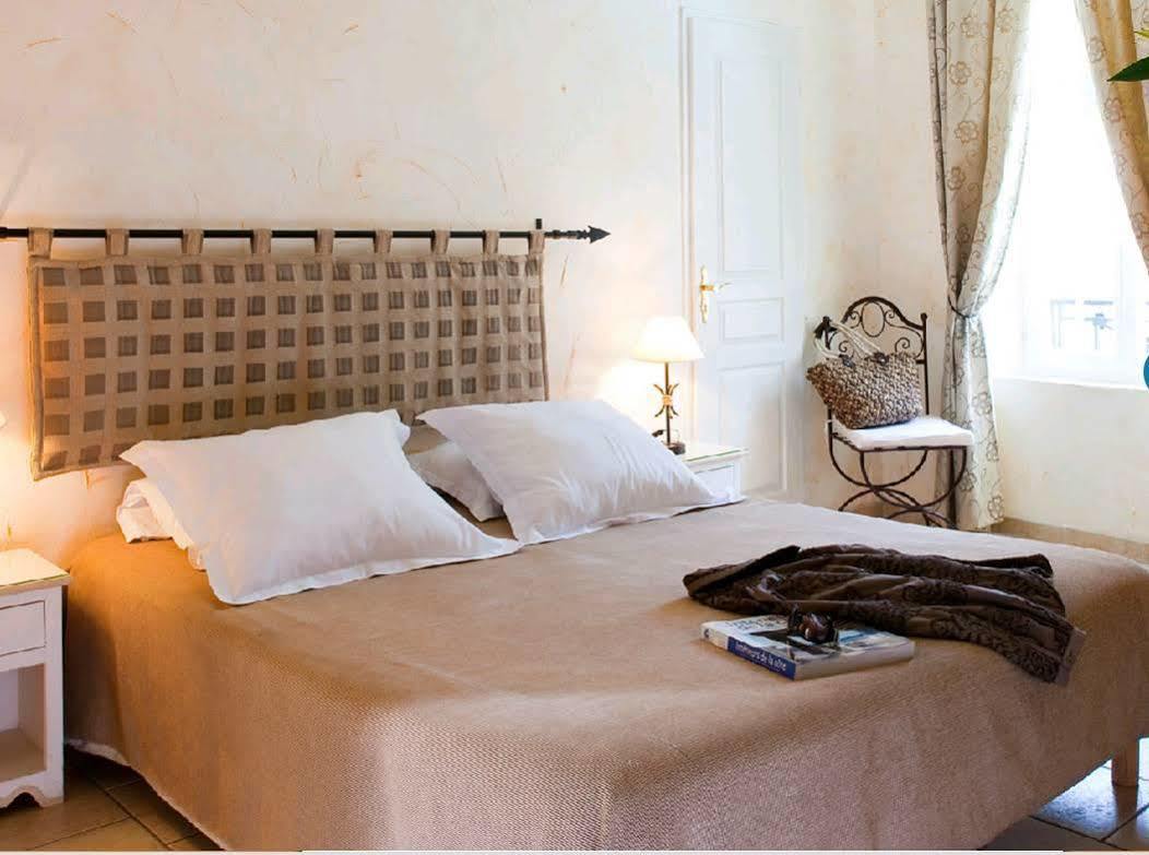 Logis Hotel Et Restaurant La Bastide Cabezac Bize-Minervois Bagian luar foto