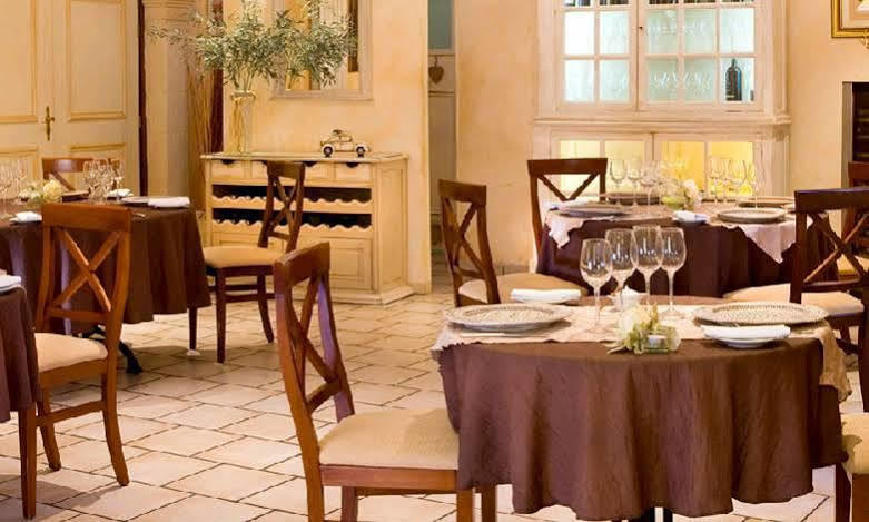 Logis Hotel Et Restaurant La Bastide Cabezac Bize-Minervois Bagian luar foto